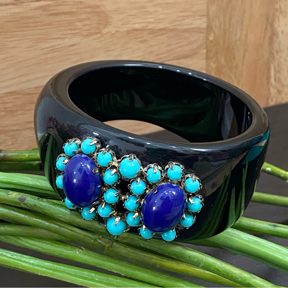 Vintage Black Lucite Faux Turquoise Flower Beads Bangle Bracelet